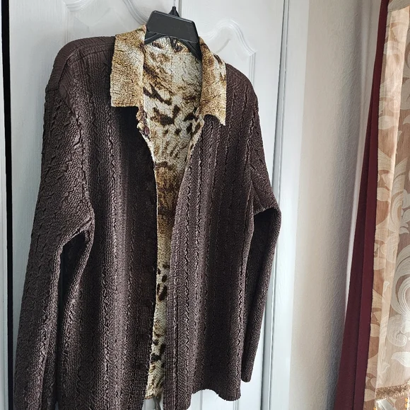 NEW C Scarf Co Cardigan with Animal Print Lining... Reversible and Strechy XL - Picture 6 of 14